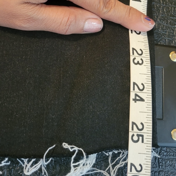 Serra retreat  by Joie Rucker  distress raw hem black jeans sz  12/32 - Picture 11 of 16